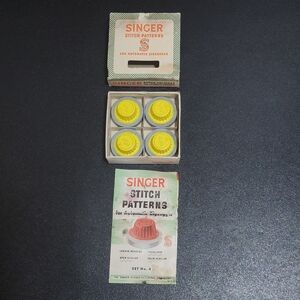 Singer Stitch Patterns for Automatic ZigZagger Boxed Cams Set No 4 Yellow‎ Top